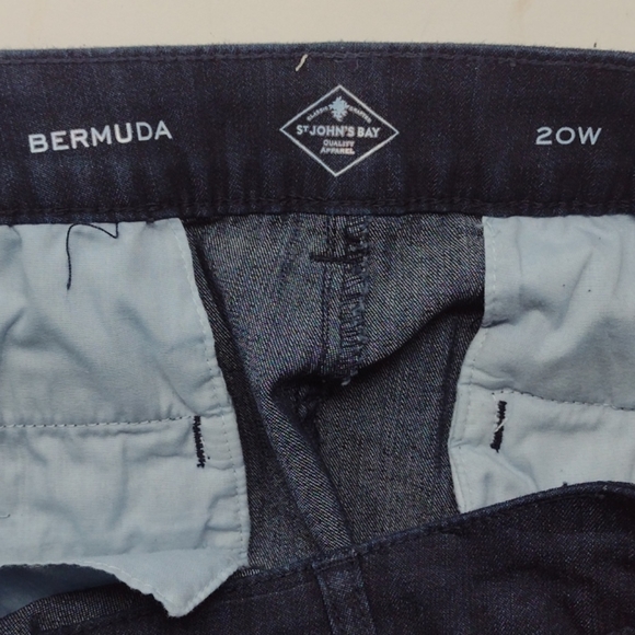 St John's Bay Women's mid-rise Bermuda Short - Picture 6 of 10